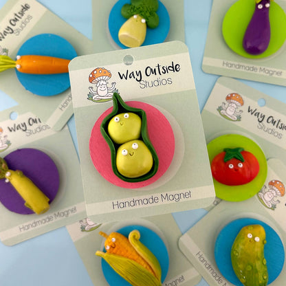 Pea Pod Food Magnet – Handmade Clay Fridge Friend