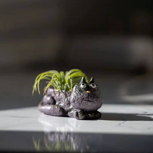 Baby Violet Mini Blobhouse Planter